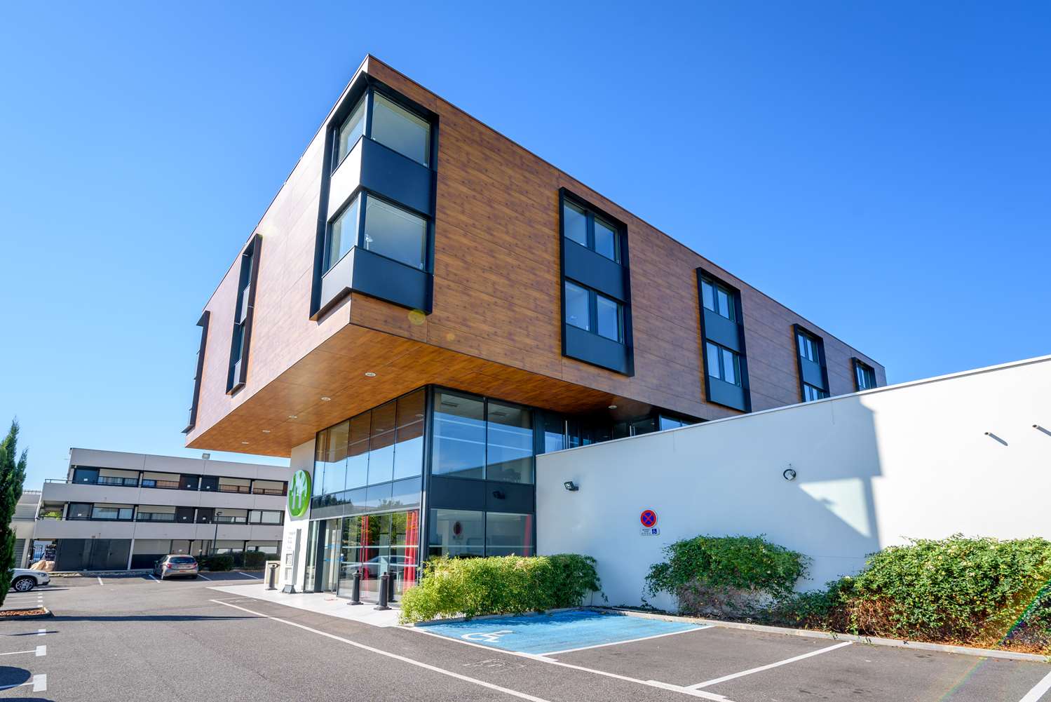 Campanile Toulouse Espace – Hôtel pour motards